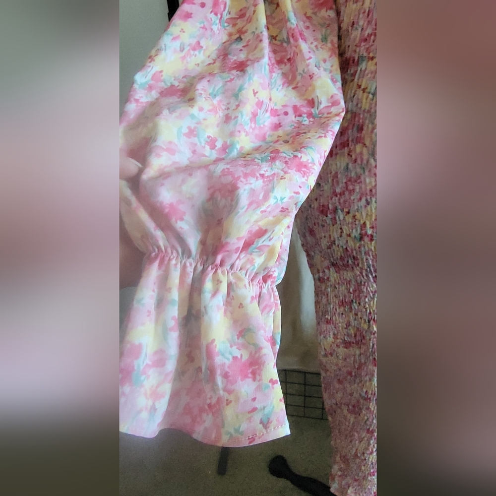 SNDYS Floral Pink Smocked Midi Dress with Puff Sleeves - Picture 3 of 9